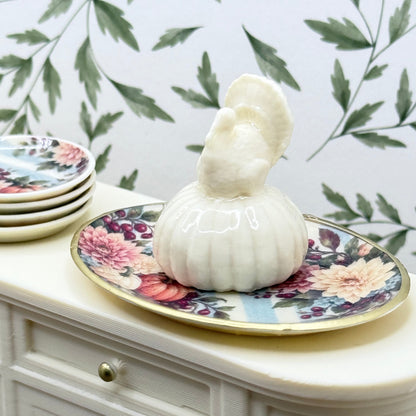 Mini Thanksgiving Turkey Centerpieces