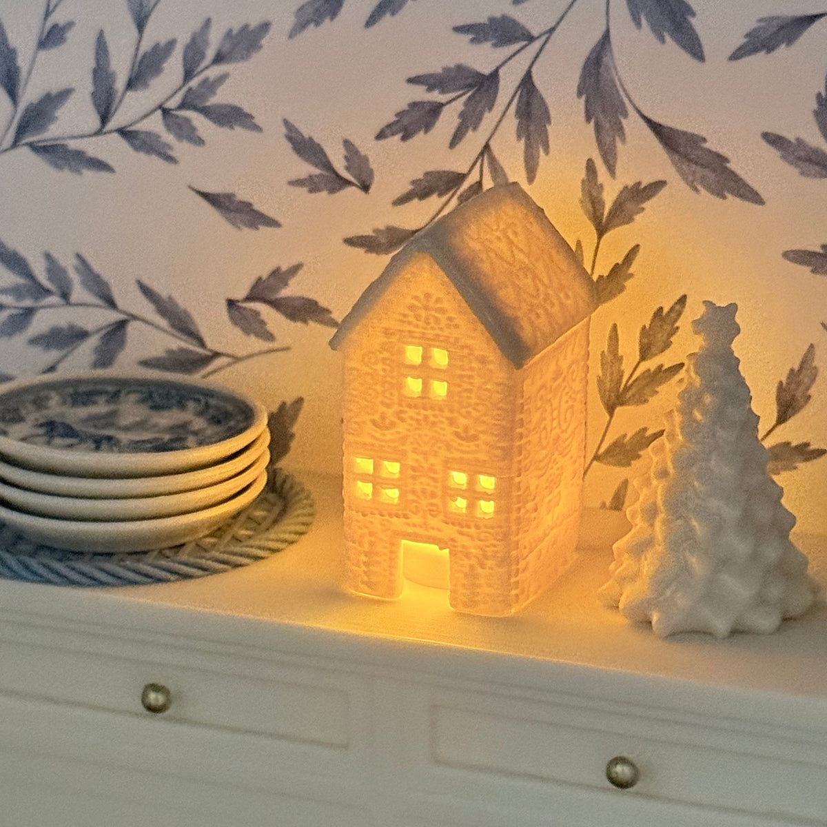 Mini Gingerbread House Holiday Decor
